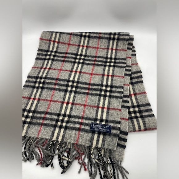 Burberry Scarf - Picture 2 of 4